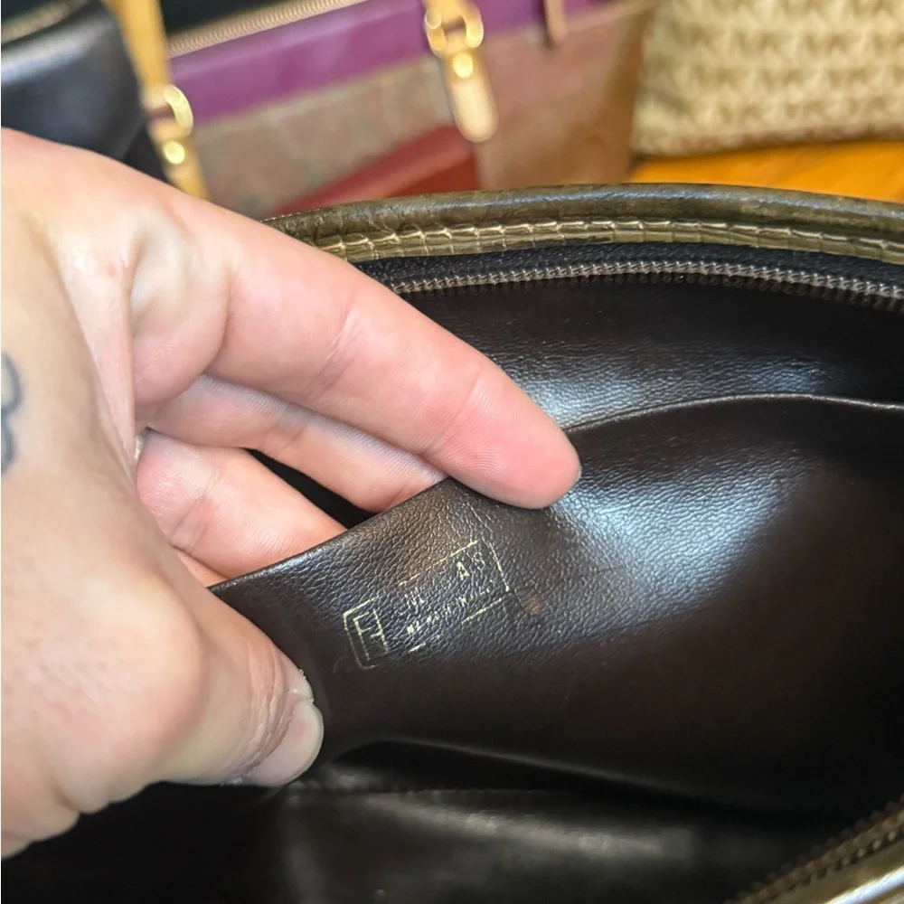 Fendi Vintage Zucchino Monogram Leather Clutch Bag Made in Italy - Picture 6 of 6